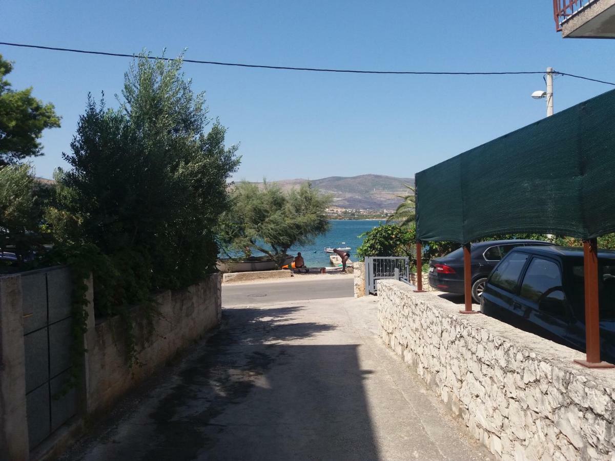 Apartments Dora Τρογκίρ Εξωτερικό φωτογραφία