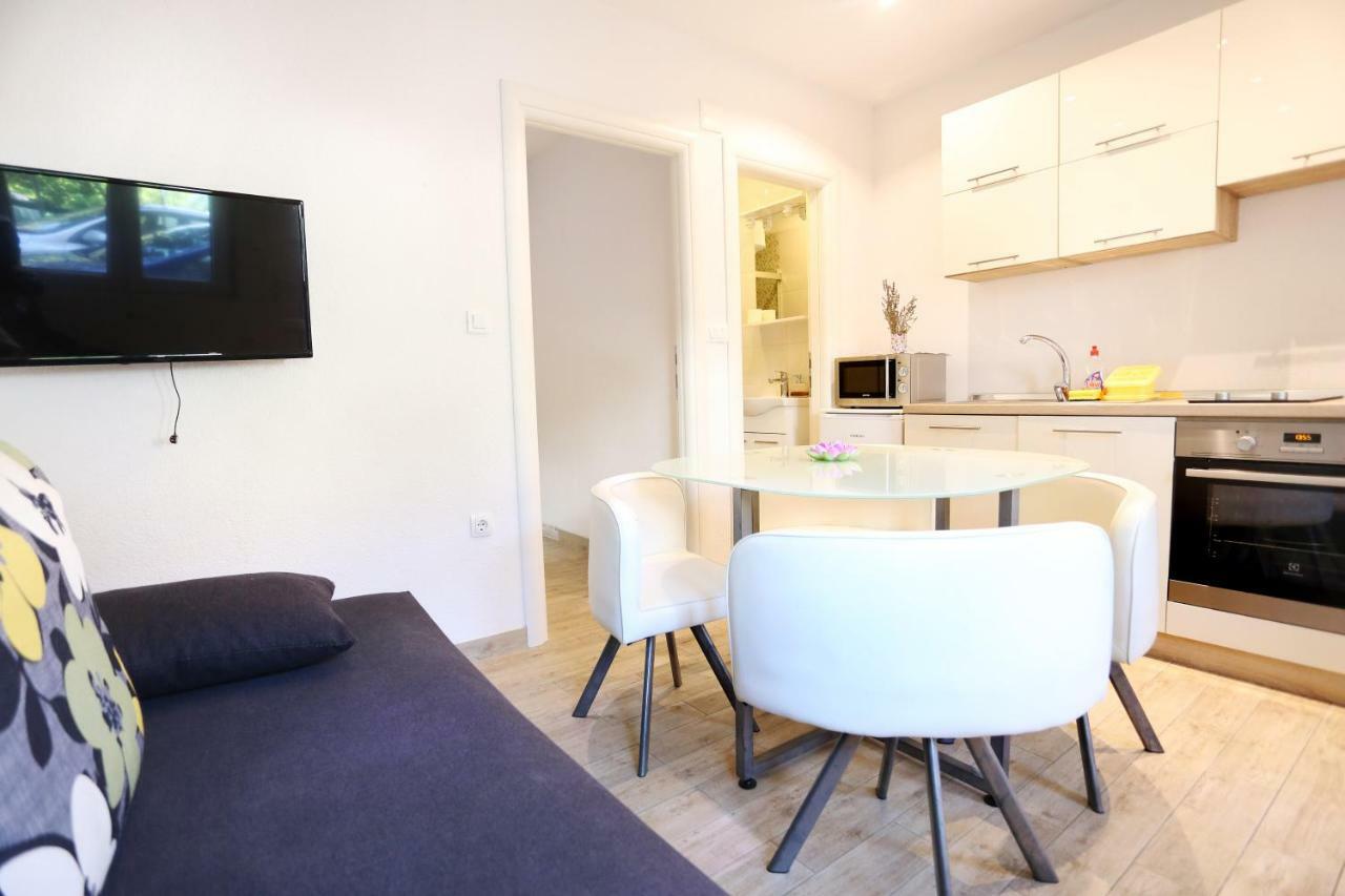 Apartments Dora Τρογκίρ Εξωτερικό φωτογραφία